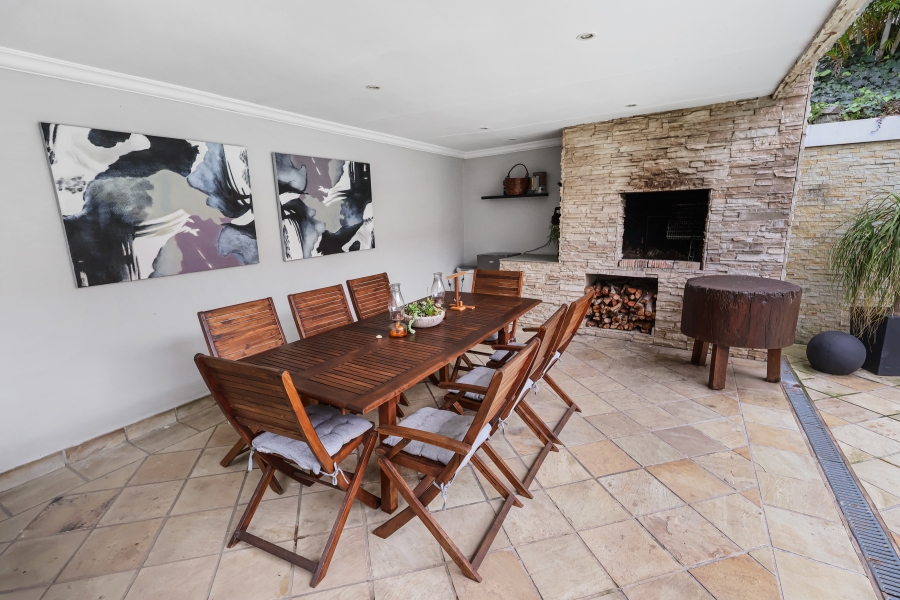 7 Bedroom Property for Sale in Nahoon Eastern Cape